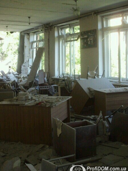 Все разрушения Луганска_204