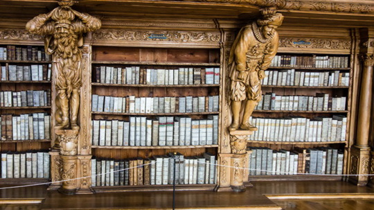 Загадочная архитектура древней библиотеки хранит главные людские пороки