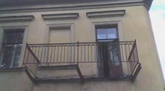 Самые странные балконы