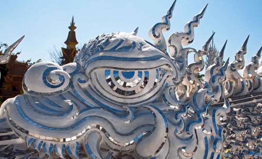 Чудеса архитектуры Тайланда: Белый Храм Ват Ронг Кхун