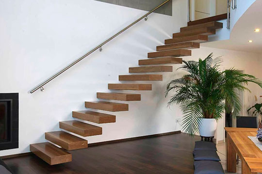 Четыре самых распространенных типа деревянных лестниц в частных домах