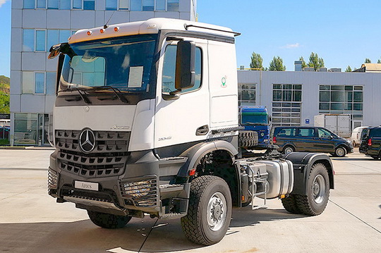 Mercedes-Benz Arocs