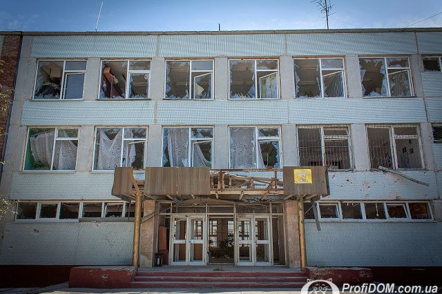 Все разрушения Луганска_26