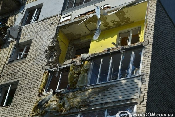 Все разрушения Луганска_209