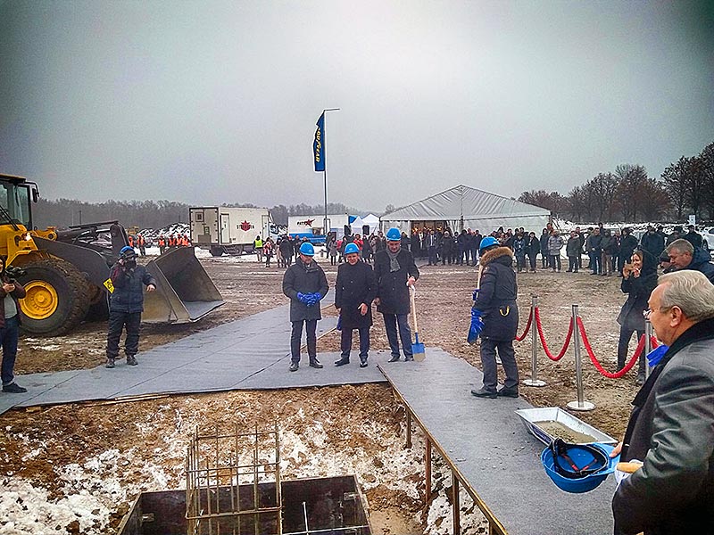 В Украине заложен крупнейший центр Volvo Construction