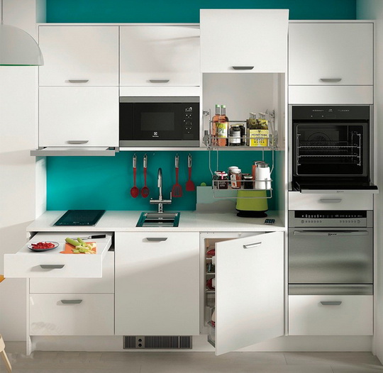 Как обустроить маленькую кухню