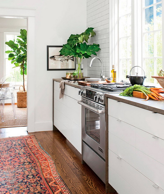 Как обустроить маленькую кухню