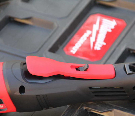 Milwaukee AGV 13–125 XSPDEB