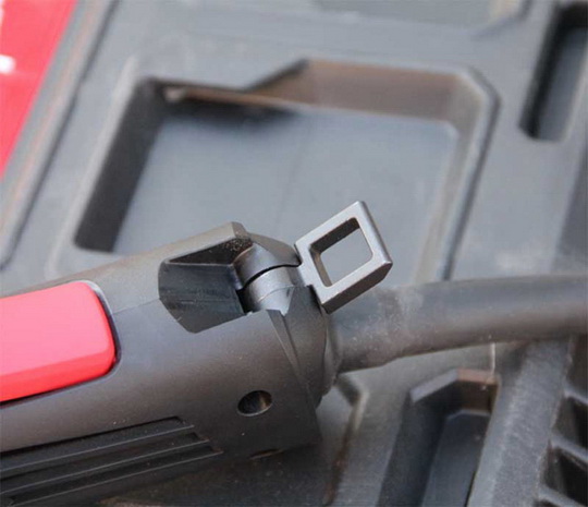 Milwaukee AGV 13–125 XSPDEB