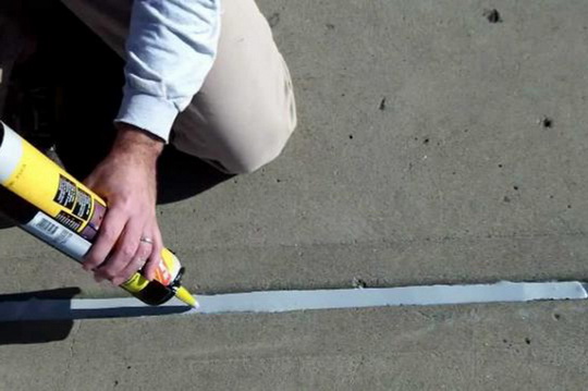 Деформационный шов в бетоне