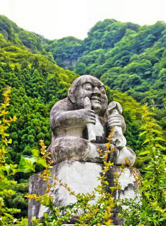 Тайна японского парка скульптур