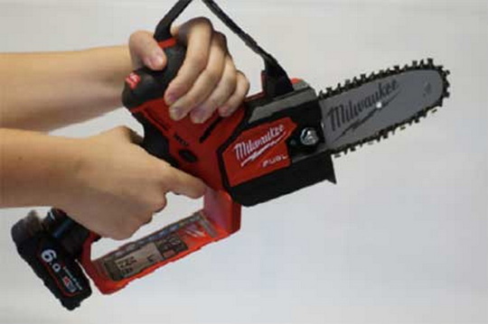 Аккумуляторнай цепная пила Milwaukee M12 Fuel FHS