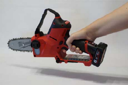 Аккумуляторнай цепная пила Milwaukee M12 Fuel FHS