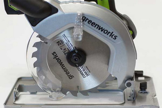 Аккумуляторная дисковая пила Greenworks GD24CS