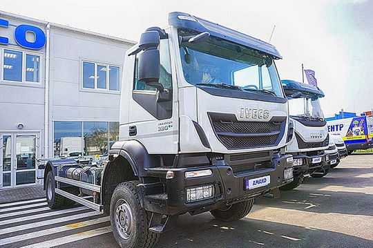 В Украину поступили новые грузовики IVECO для бездорожья