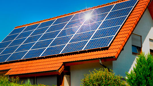 Плюсы и минусы солнечных батарей в частном доме