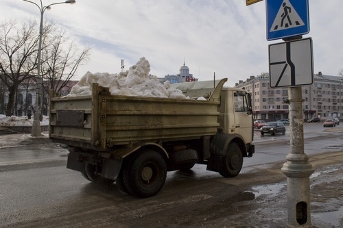 С начала выпадения снега из Киева вывезено 93 тыс. тонн снега