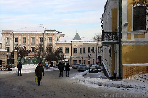 Ко Дню Киева реконструируют Андреевский спуск