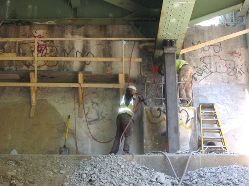 Индустриальный мост готов к эксплуатации