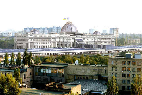 Строительство Дарницкого вокзала в Киеве подешевело в 4 раза
