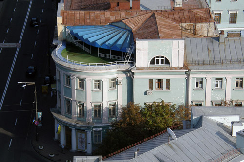 Архитектурные ужасы Киева продолжаются