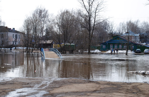 В Киеве началась подготовка к чрезвычайным ситуациям