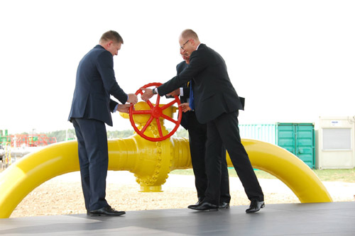 Украина договорилась с Польшей о строительстве мощного газопровода
