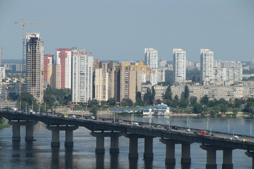 Новое строительство в Киеве переместится на левый берег