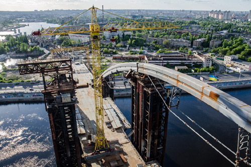 Со строителя Подольского моста хотят взыскать 96 млн. грн.