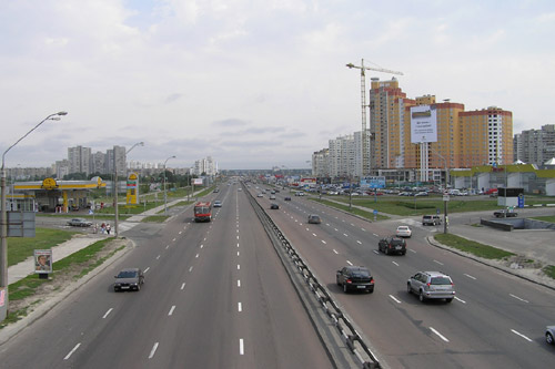 В июле Киевавтодор завершит ремонт дорог в трех районах столицы