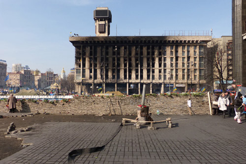 Ремонт Дома профсоюзов в Киеве остановили