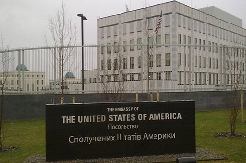 Киев хочет облагородиться за счет иностранных посольств