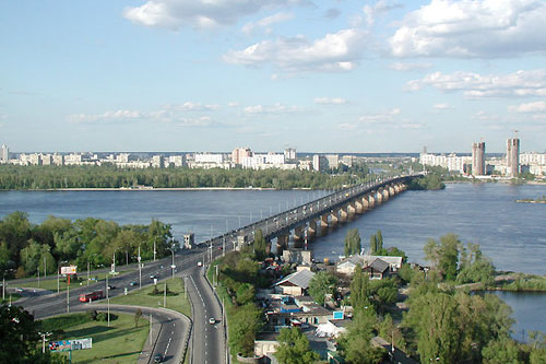 В Киеве перекроют мост Патона