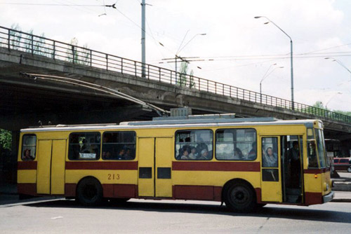 Нивки, шестиполосный путепровод – технология обмана