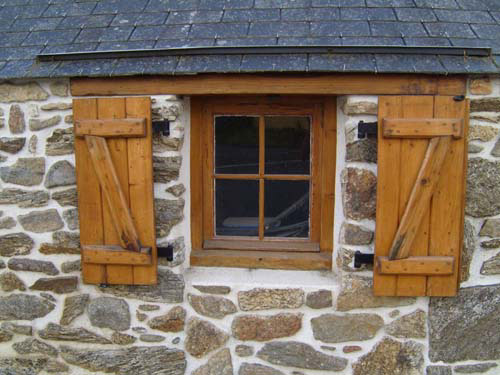 Во Львове пользуется спросом реставрация деревянных окон