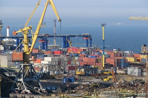 Украинские порты перестроят на 2 млрд грн.