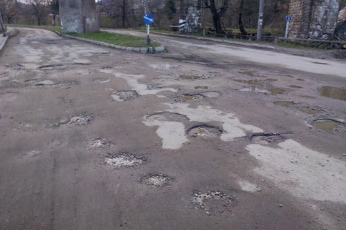 Взор правительства обратился на западные дороги