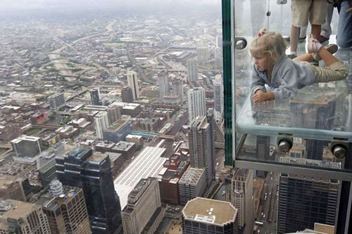 Как не упасть с высоты 103-го этажа