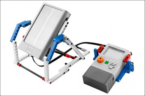 Энергетический конструктор Lego добывает энергию солнца и ветра