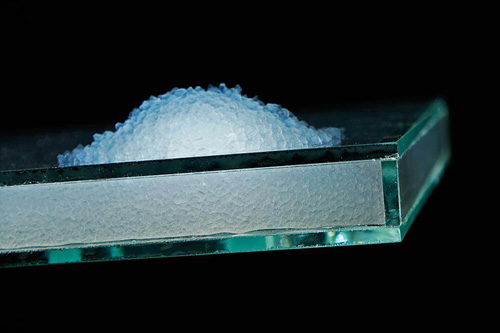 Изобретены новые стеклопакеты, заполненные прозрачным наноутеплителем