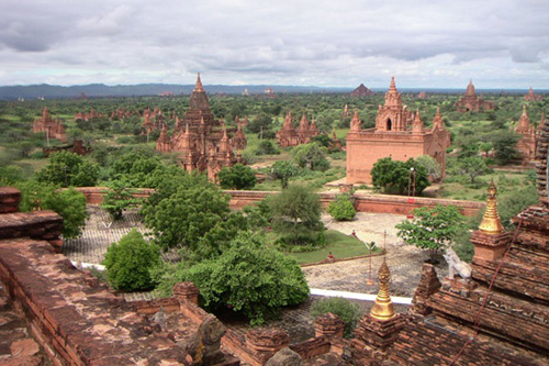 В Бирме есть город «Миллиона храмов»