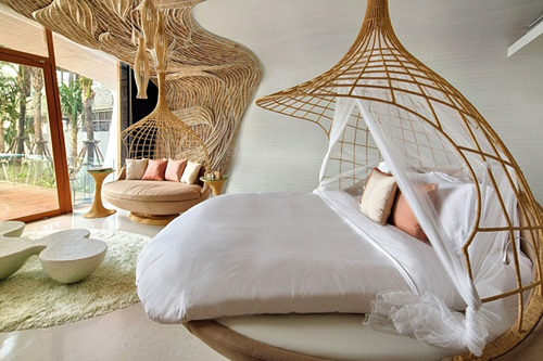 В Тайланде построили роскошный отель с интерьером из бамбука. Видео