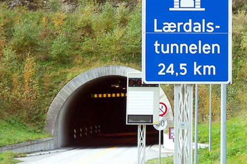 Самый длинный автомобильный тоннель в мире. Видео