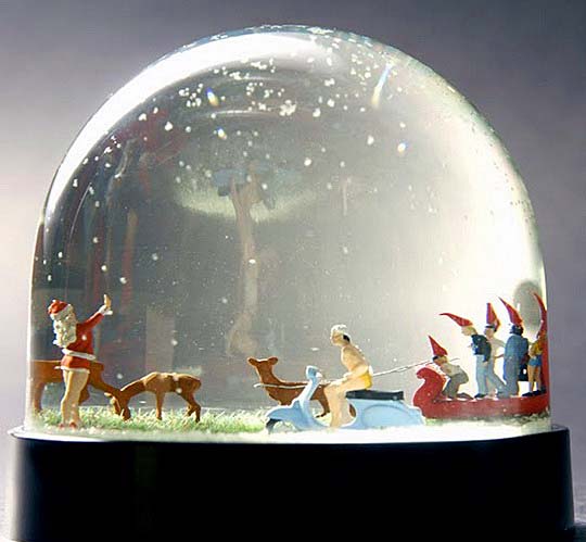 14 самых красивых Рождественских снежных глобусов