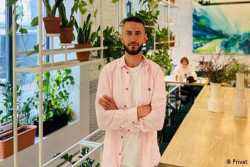 Россия массово раздает повестки крымским татарам