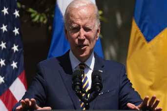 Байдена пытаются отмыть от вторжения России в Украину