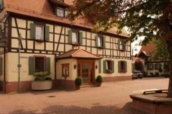 Немец решил загладить вину своего деда-фашиста