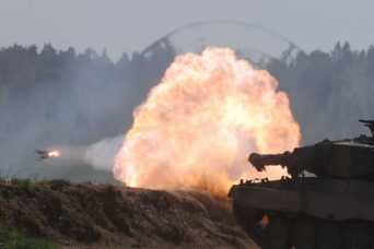 Бывшие военачальники НАТО призывают Запад не терять решимости