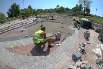 &quot;Троещину&quot; сдадут к осени