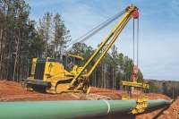 John Deere выпустит две новые модели трубоукладчиков